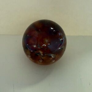 Vintage Chris Dodds Tweedmuir Glass Art Paperweight Handmade in Scotland.